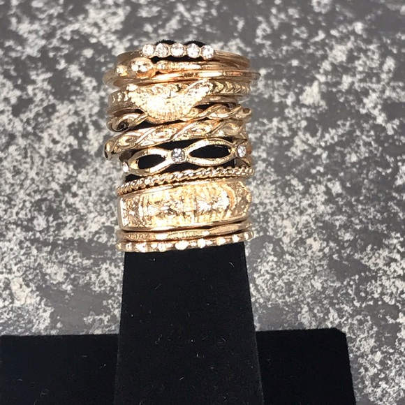 🔺SALE🔺Delicate Boho Set of 12 Rings LOW PRICE - Picture 3 of 8